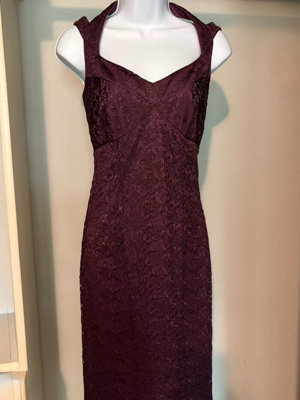 Lace dress with classy straps, Size 6, wine color, lined